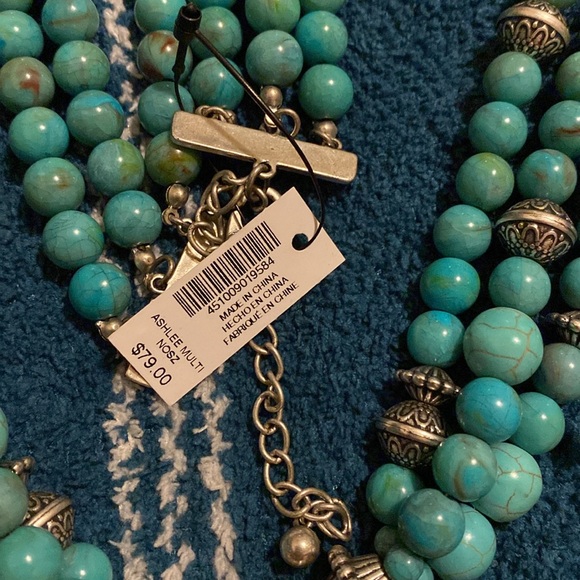 NWT ☀️Ashlee multi strand long boldly beaded faux turquoise - Picture 5 of 6